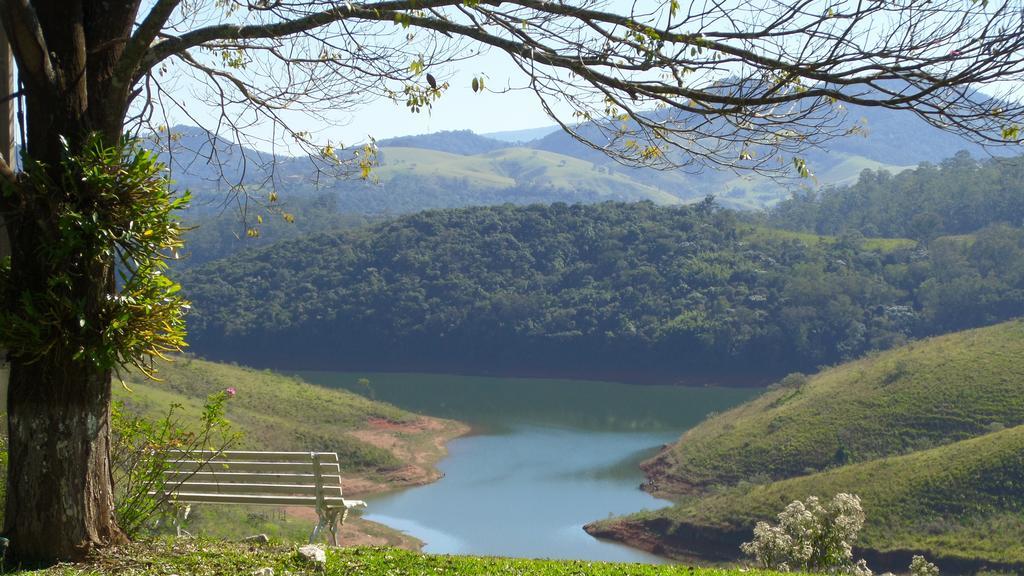 Pousada Canto Do Lago Пиракая Екстериор снимка